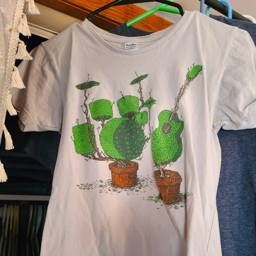 2 Threadless Tshirts